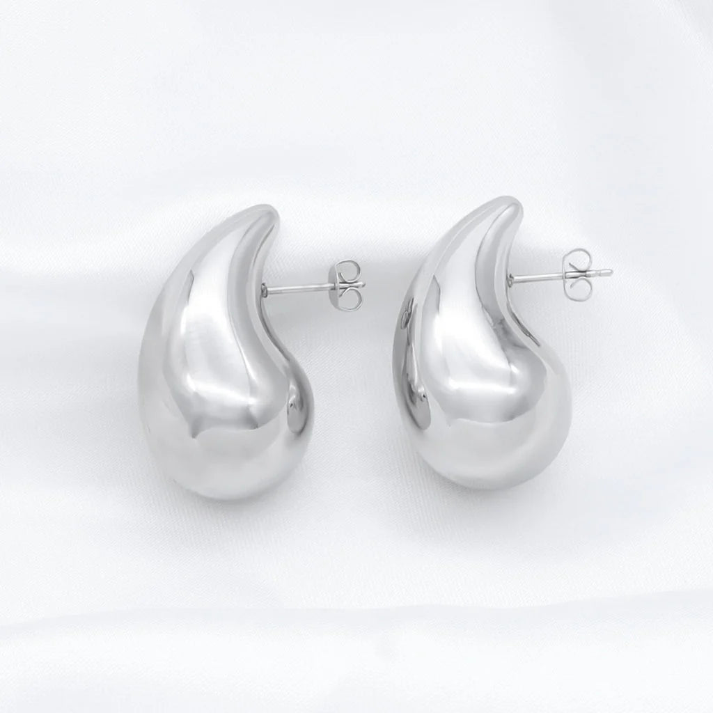 Diva - Tear Drop Earrings