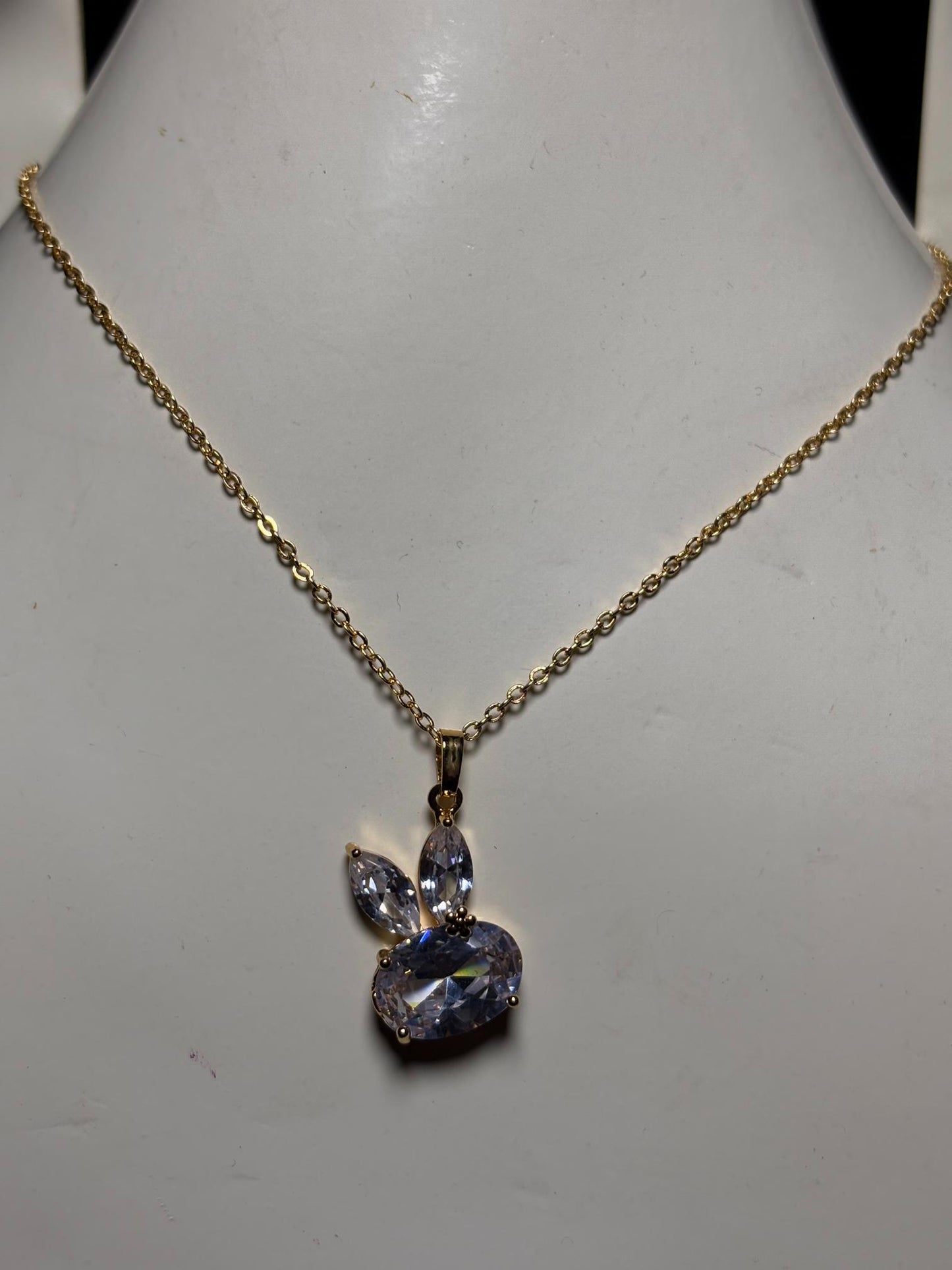 Mira Necklace