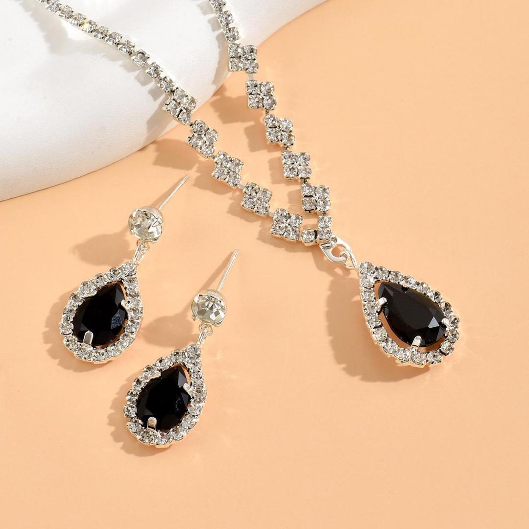 Diva Zircon Necklace