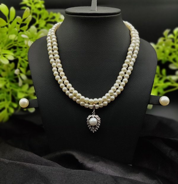 Diva Elegant Double-strand Pearl Necklace